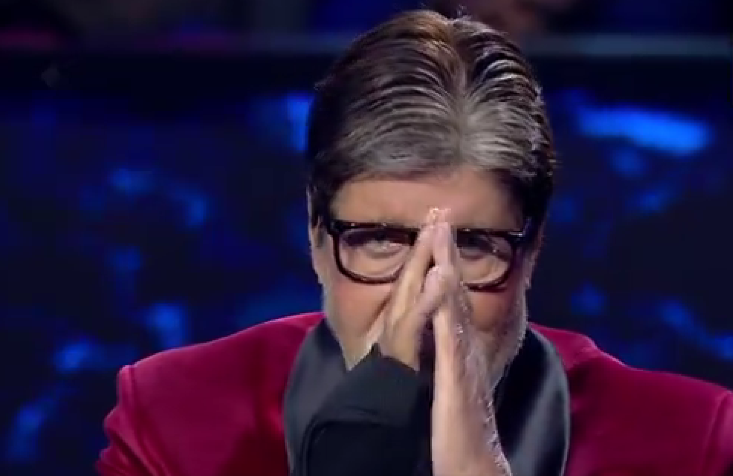 Amitabh thanking the audiences